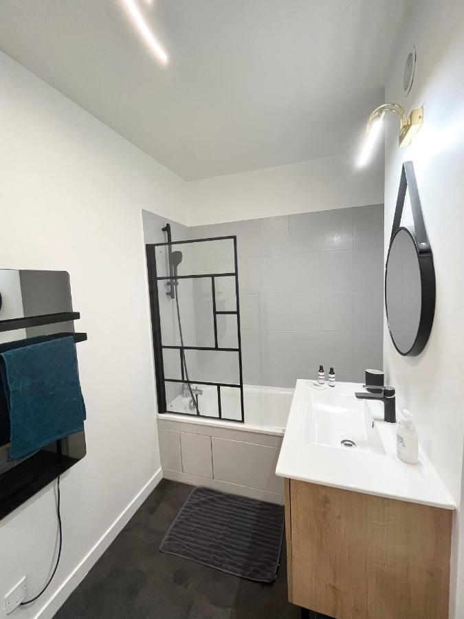 Apartamento Deux Pieces Cosy A La Croisette Carrières-sous-Poissy Exterior foto